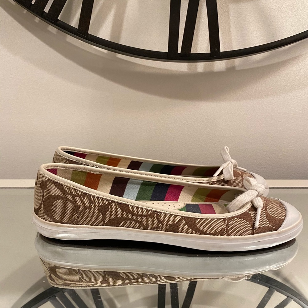 Coach Flats
